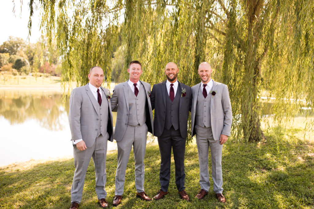 Hidden Lake Winery, Aviston, Illinois Wedding Photo
